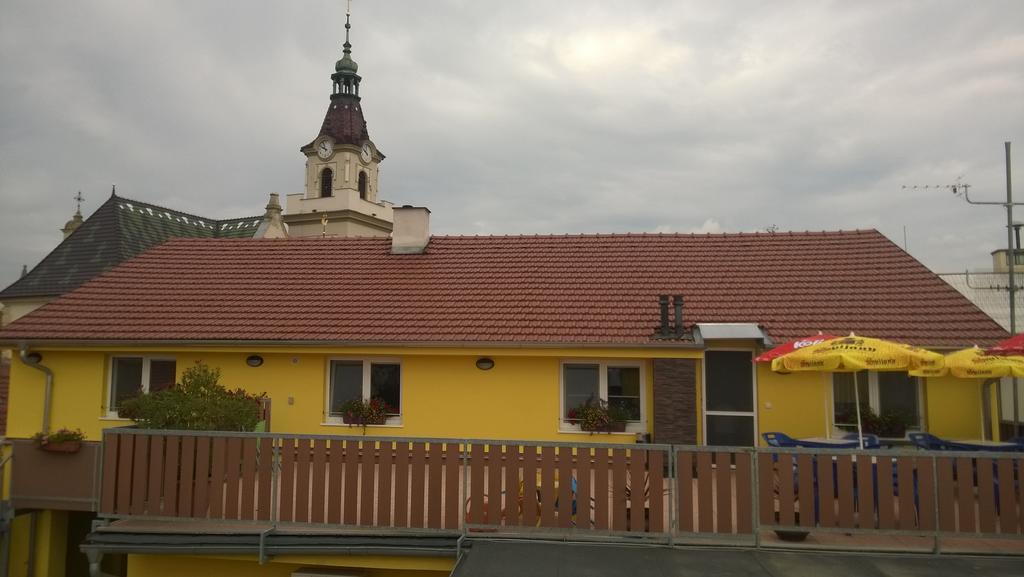 Penzion Toscana Lanžhot Eksteriør bilde